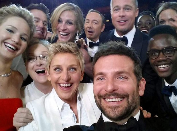 Ellen Oscars Selfie