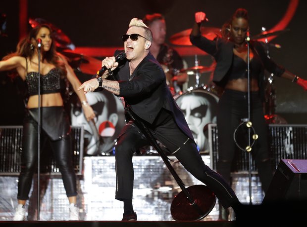 Robbie Williams Hard Rock Rising Barcelona