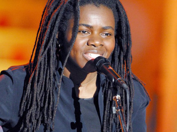 Tracy Chapman facts: What is her age, is she married and what is she ...