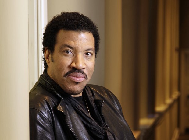Lionel Richie posed