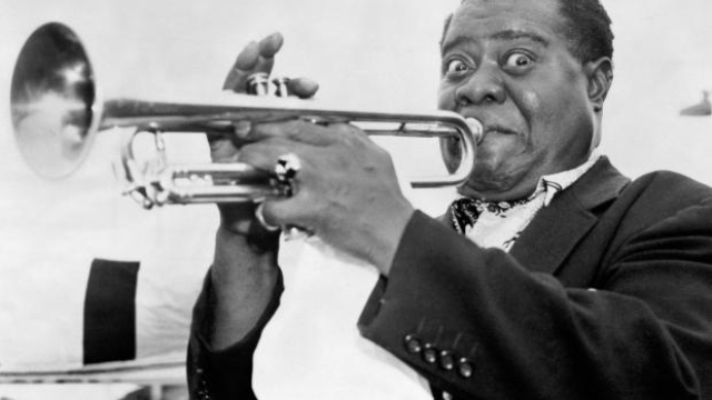 7 of the best Louis Armstrong songs - Smooth