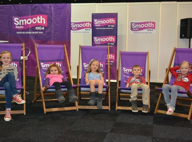 smooth-radio-at-the-ski-snowboard-show
