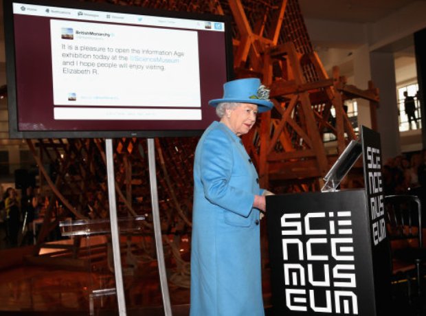 The Queen at the Science Museum
