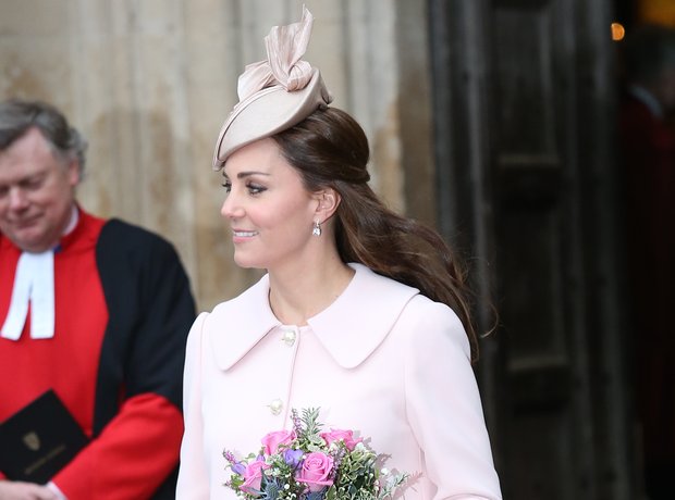 Kate Middleton pregnant pink Alexander McQueen coa