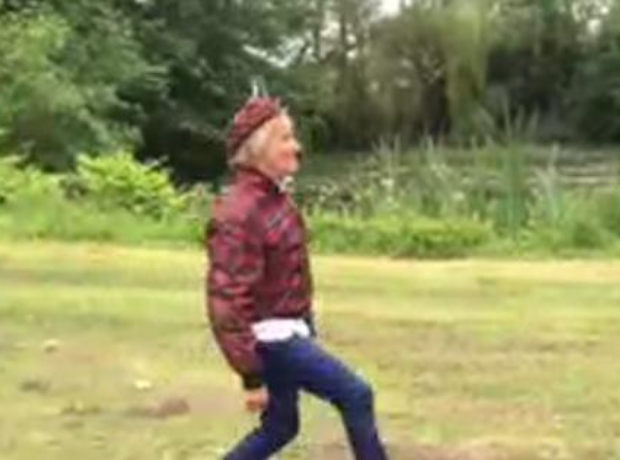 Rod Stewart silly walk