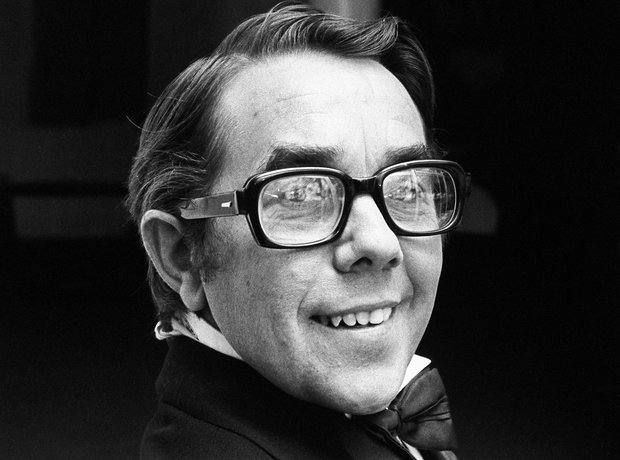 Ronnie Corbett