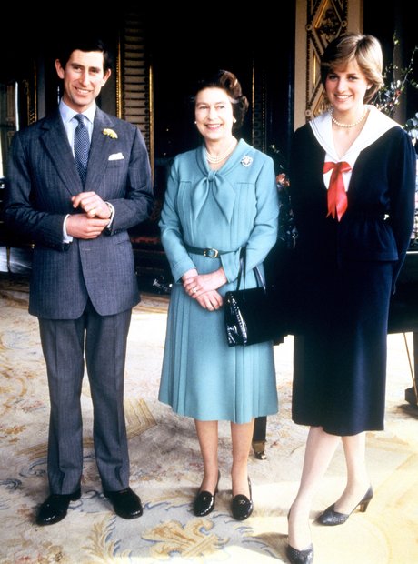 Queen's Life In Pictures