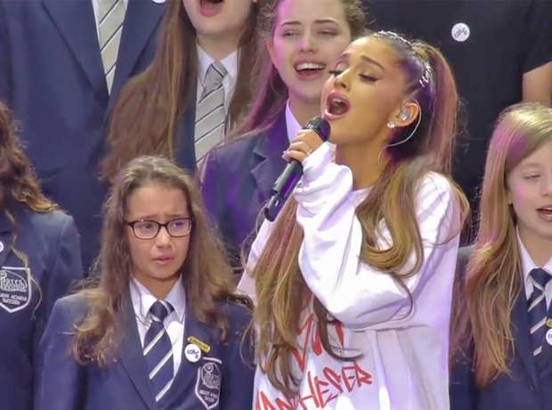 Ariana Grande & school kid