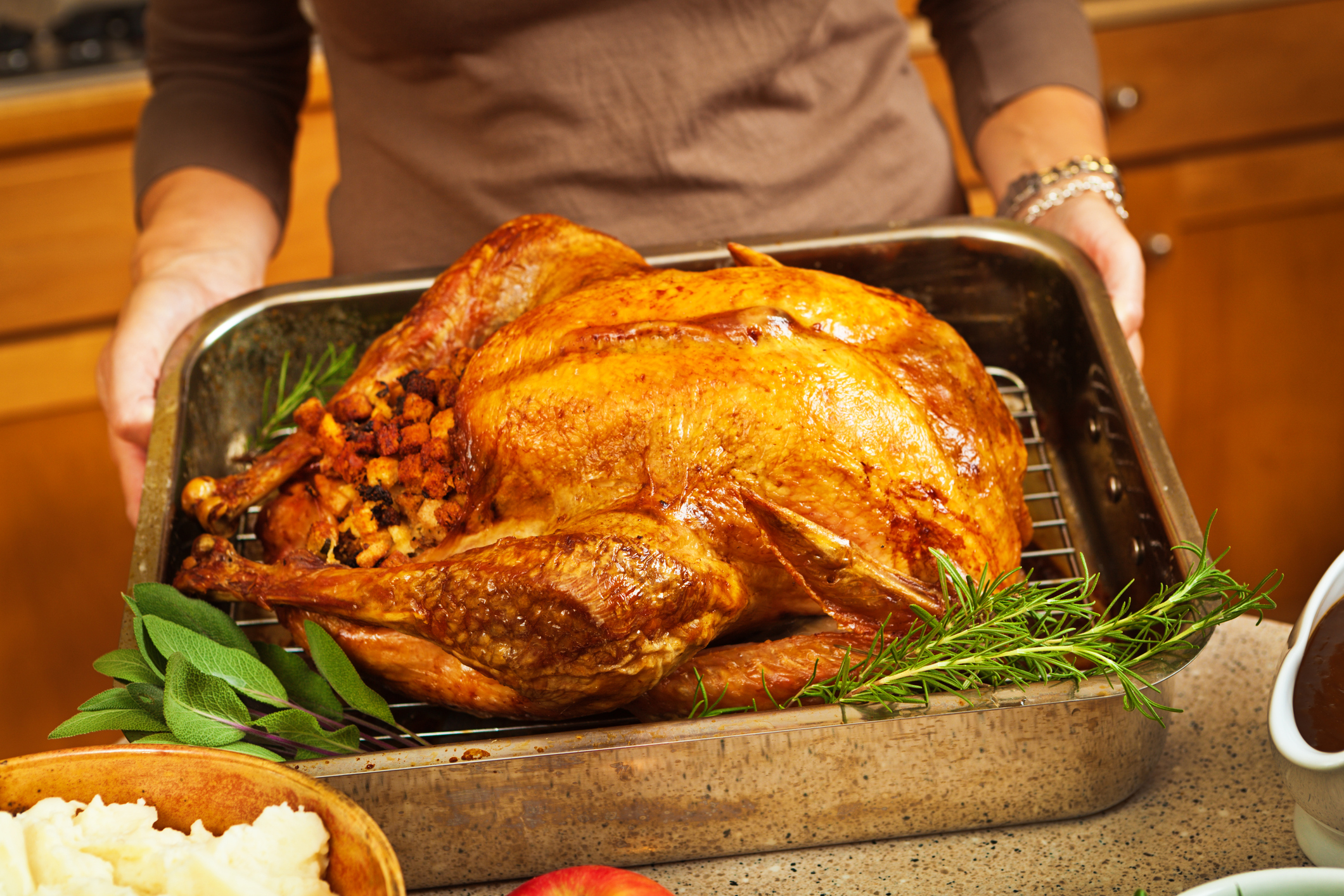 7 easy Christmas turkey tips for beginners size, stuffing, gravy and