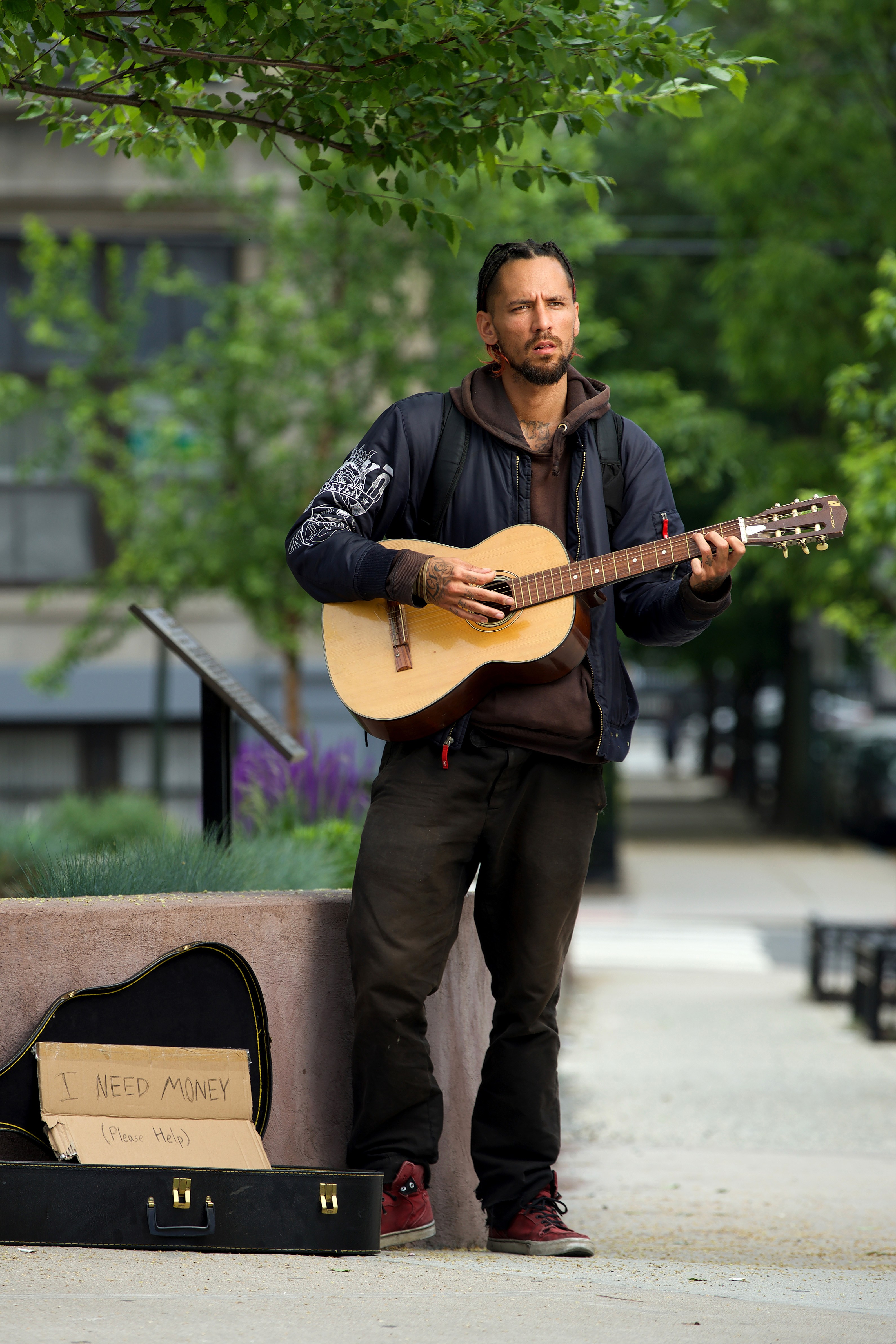 Tom Jones' illegitimate son is now a homeless busker Smooth